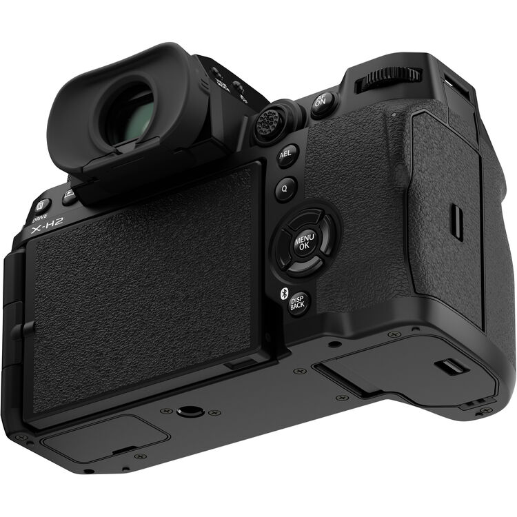 FUJIFILM XH2 WITH XF 16-80MM F4 R OIS WR LENS