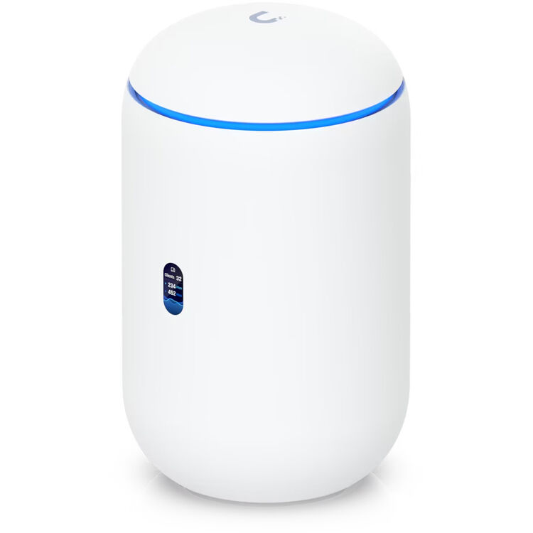 UniFi Dream Machine (UDM) all-in-one gateway + WiFi 5 AP (4) GbE LAN