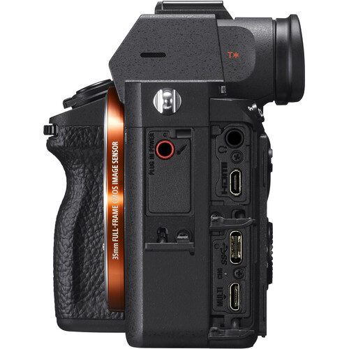 Sony a7 III Mirrorless Camera with 28-70mm f/3.5-5.6 II Lens