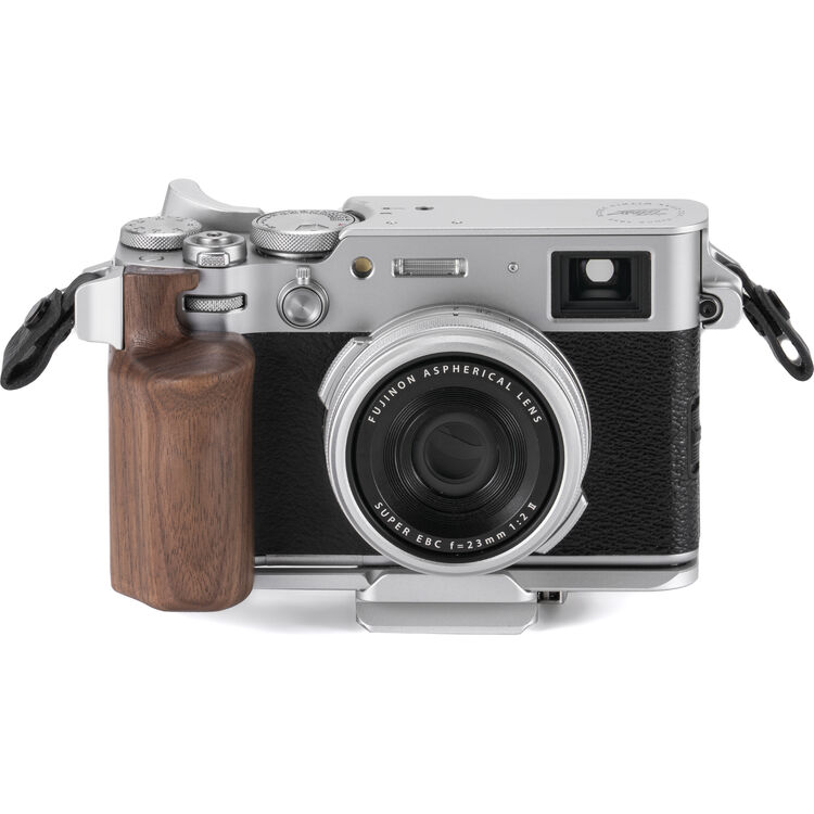 FUJIFILM X100V1 SILVER KIT