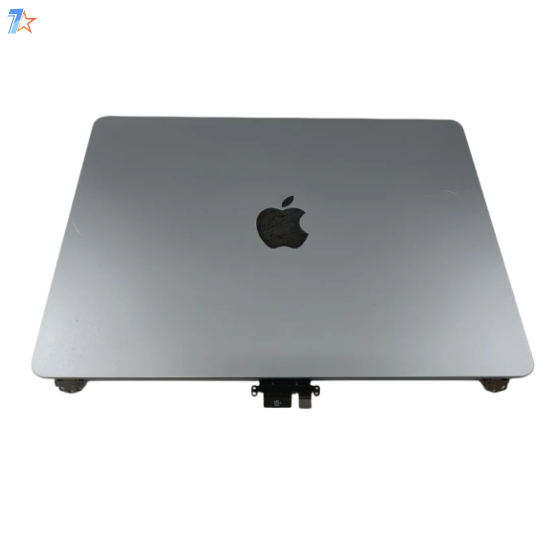 MacBook Air M2 A2681 Silver laptop screen